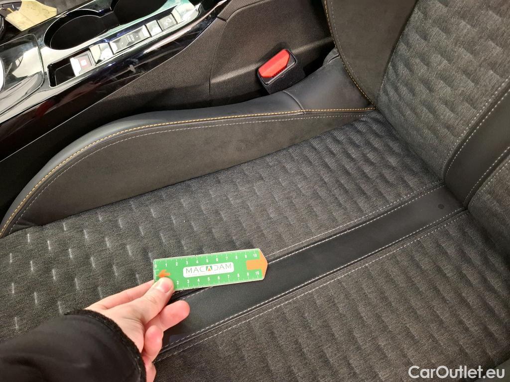  Peugeot  2008  Road Trip 1.5 HDi 130CV BVA8 E6d #25