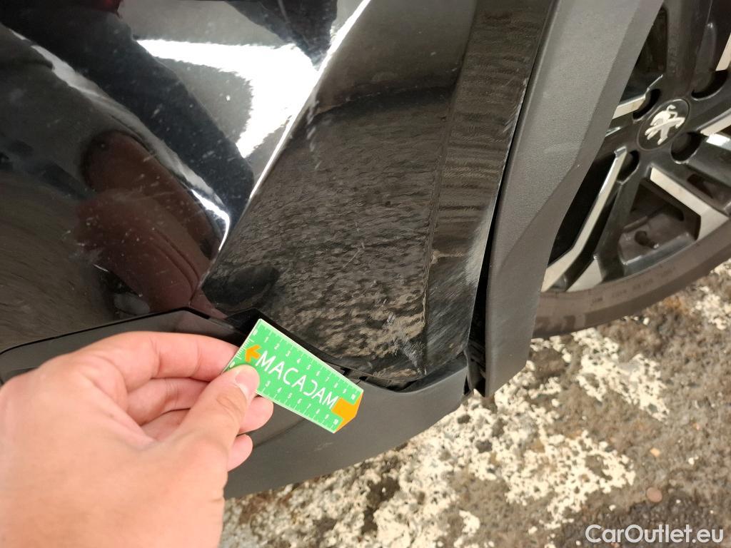  Peugeot  2008  Allure Pack 1.2 PureTech 130CV BVA8 E6d #21