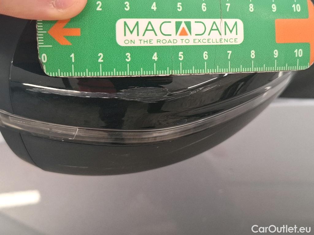  Peugeot  2008  Allure Pack 1.5 HDi 130CV BVA8 E6d #53