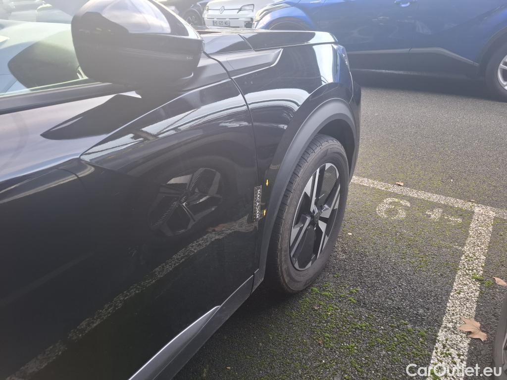  Peugeot  2008  Allure 1.5 HDi 130CV BVA8 E6d #10