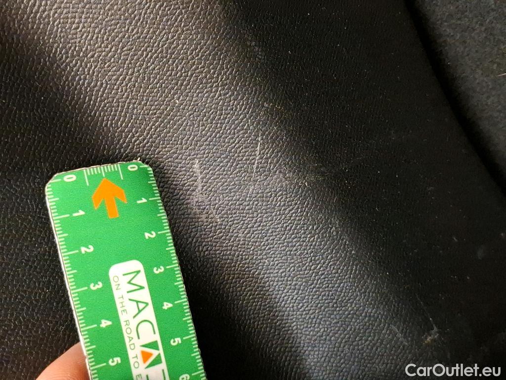  Peugeot  2008  Allure Business 1.5 HDi 130CV BVA8 E6d #12