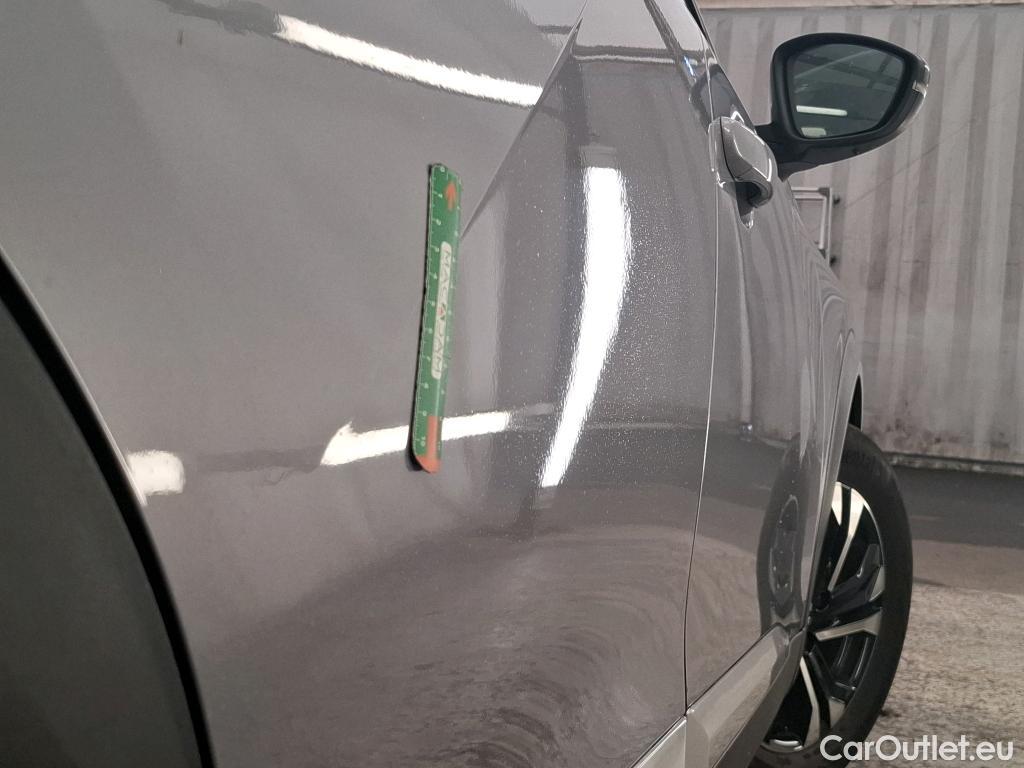  Peugeot  2008  Allure Pack 1.5 HDi 130CV BVA8 E6d #10