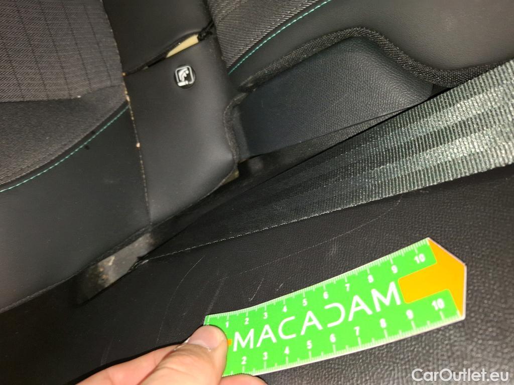  Peugeot  2008  Allure Pack 1.2 PureTech 130CV BVA8 E6d #34