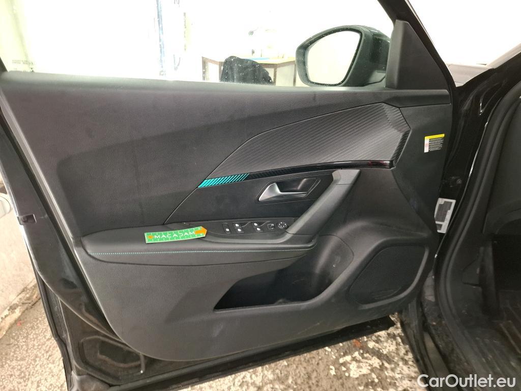  Peugeot  2008  Allure Pack 1.2 PureTech 130CV BVA8 E6d #35