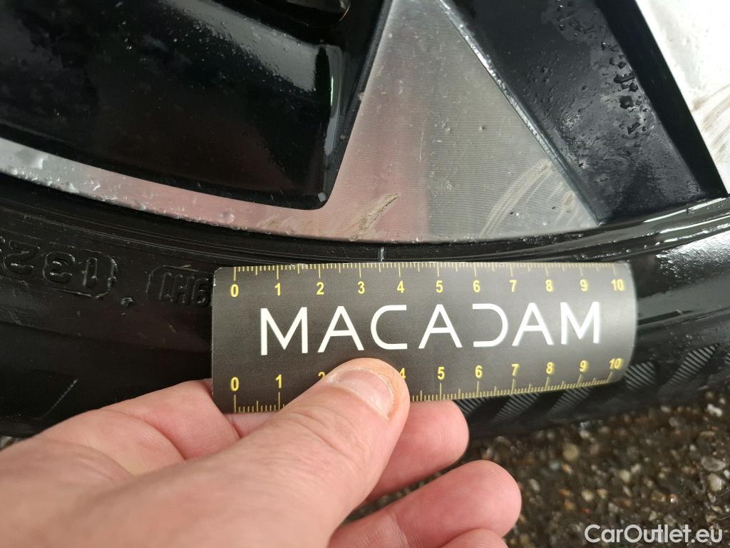  Peugeot  2008  Allure 1.5 HDi 130CV BVA8 E6d #27