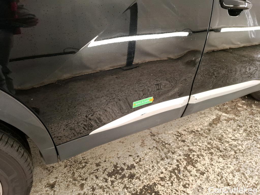  Peugeot  2008  Allure Pack 1.2 PureTech 130CV BVA8 E6d #55