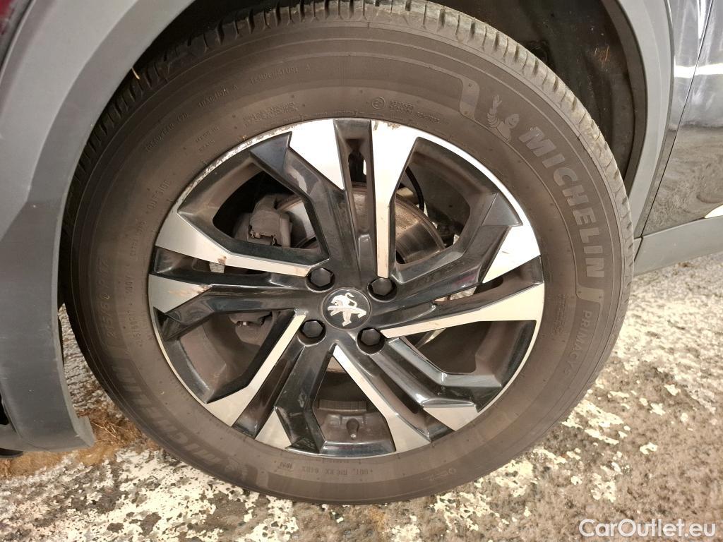  Peugeot  2008  Allure Pack 1.2 PureTech 130CV BVA8 E6d #22