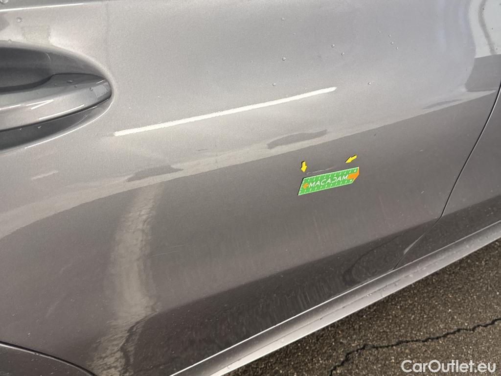  Mercedes  A-Klasse MERCEDES-BENZ Classe A Compact / 2018 / 5P / Berline A 180 d AMG Line #11