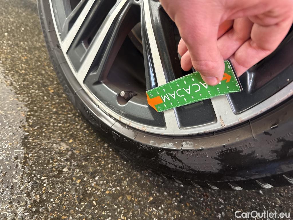  Bmw  Serie 1 BMW Série 1 / 2019 / 5P / Berline 1.5 118I DKG7 Business Design #27