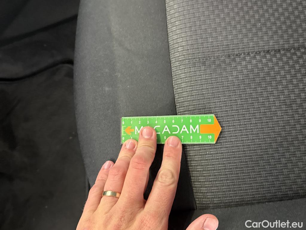  Bmw  Serie 1 BMW Série 1 / 2019 / 5P / Berline 1.5 118I DKG7 Business Design #30