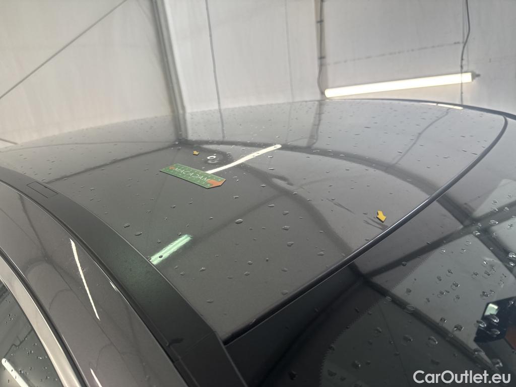  Mercedes  A-Klasse MERCEDES-BENZ Classe A Compact / 2018 / 5P / Berline A 180 d AMG Line #10