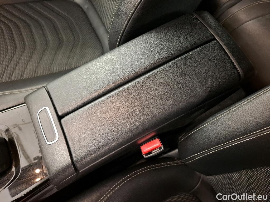  Mercedes  A-Klasse MERCEDES-BENZ Classe A Compact / 2018 / 5P / Berline A 200 d Business Line 8G-DCT #4