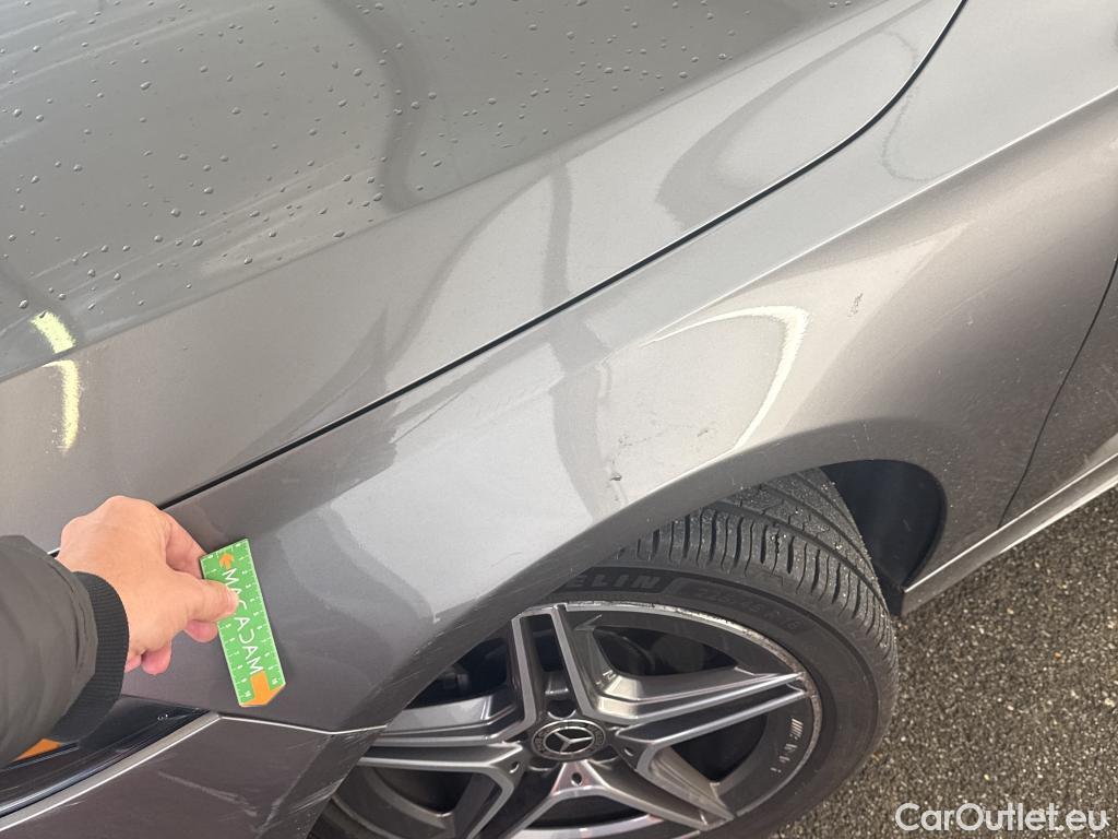  Mercedes  A-Klasse MERCEDES-BENZ Classe A Compact / 2018 / 5P / Berline A 180 d AMG Line #33