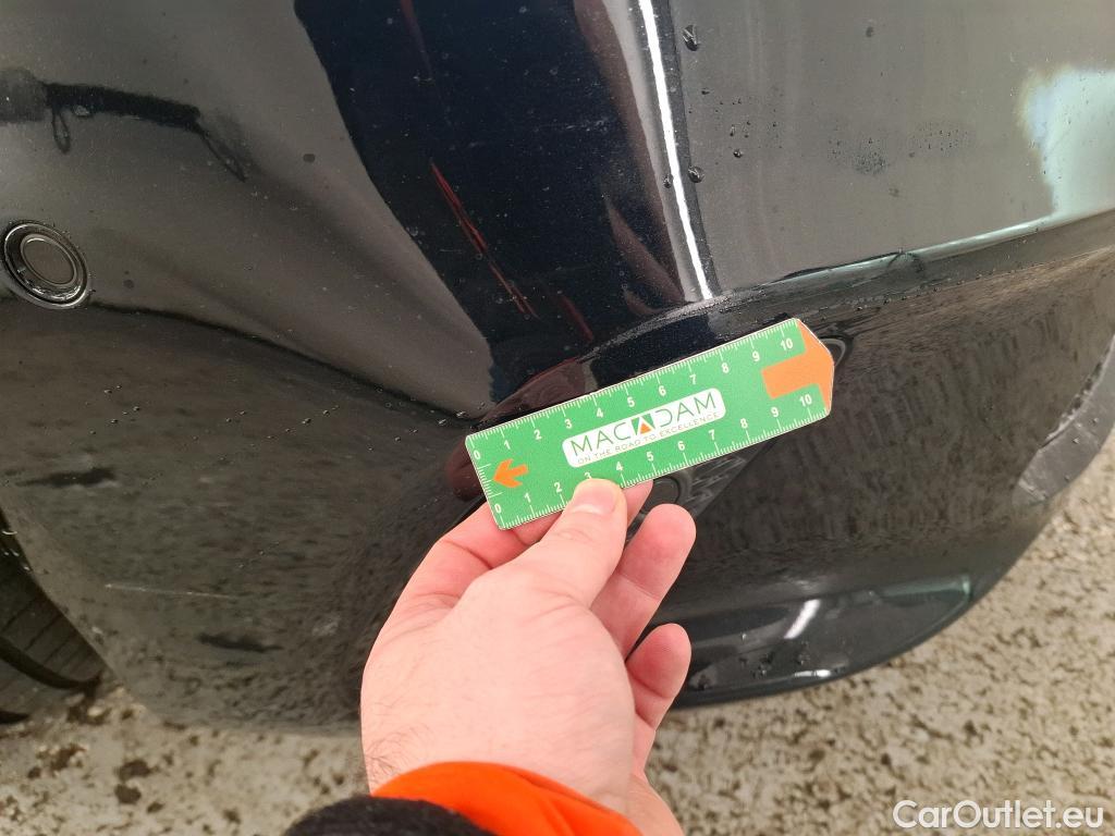  Mercedes  A-Klasse MERCEDES-BENZ Classe A Compact / 2018 / 5P / Berline A 200 d Business Line 8G-DCT #21