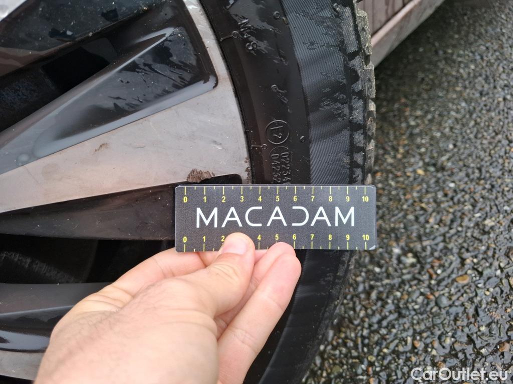  Mercedes  A-Klasse MERCEDES-BENZ Classe A Compact / 2018 / 5P / Berline A 180 d Business Line 8G-DCT #9