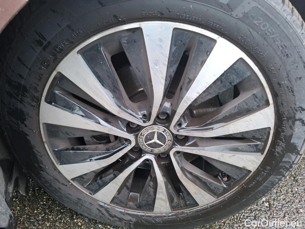  Mercedes  A-Klasse MERCEDES-BENZ Classe A Compact / 2018 / 5P / Berline A 180 d Business Line 8G-DCT #7