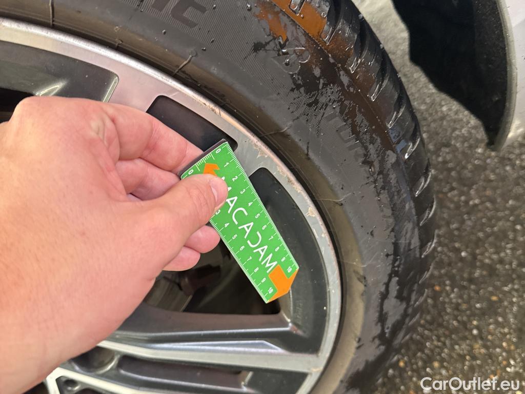  Bmw  Serie 1 BMW Série 1 / 2019 / 5P / Berline 1.5 118I DKG7 Business Design #26