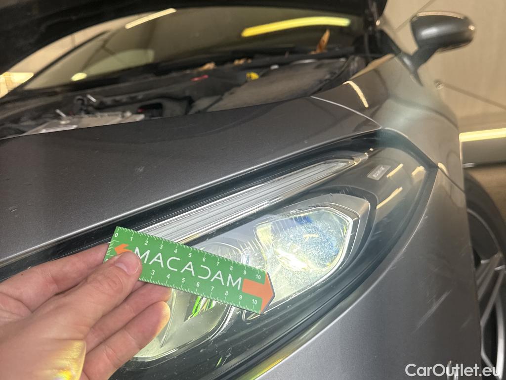  Mercedes  A-Klasse MERCEDES-BENZ Classe A Compact / 2018 / 5P / Berline A 180 d AMG Line #71