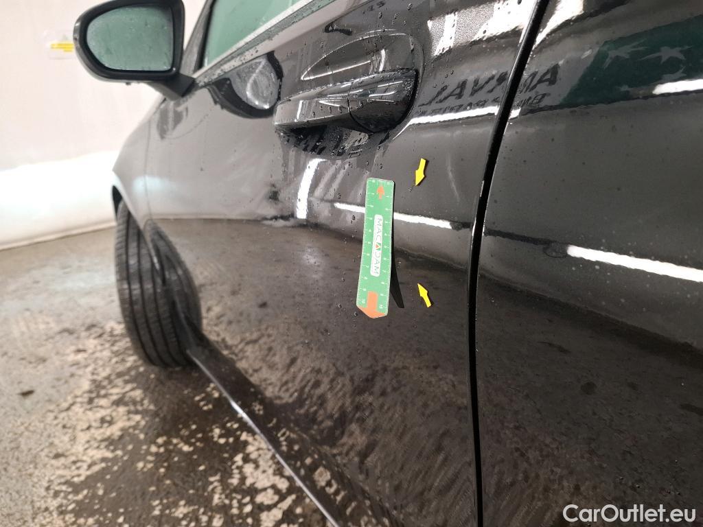  Mercedes  A-Klasse MERCEDES-BENZ Classe A Compact / 2018 / 5P / Berline A 200 d Business Line 8G-DCT #1