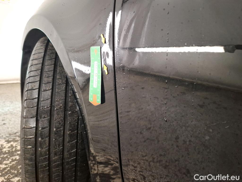  Mercedes  A-Klasse MERCEDES-BENZ Classe A Compact / 2018 / 5P / Berline A 200 d Business Line 8G-DCT #9