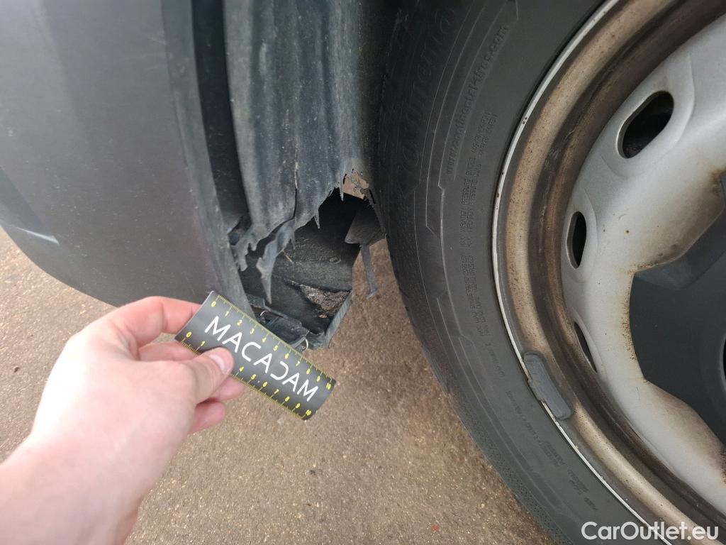  Renault  Trafic  Fourgon L1H1 2T8 Grand Confort 2.0 dCi 150CV BVA6 E6d #15