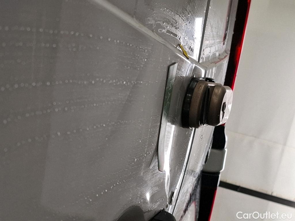  Renault  Trafic  Fourgon L2H1 1300 Confort 1.6 dCi #4