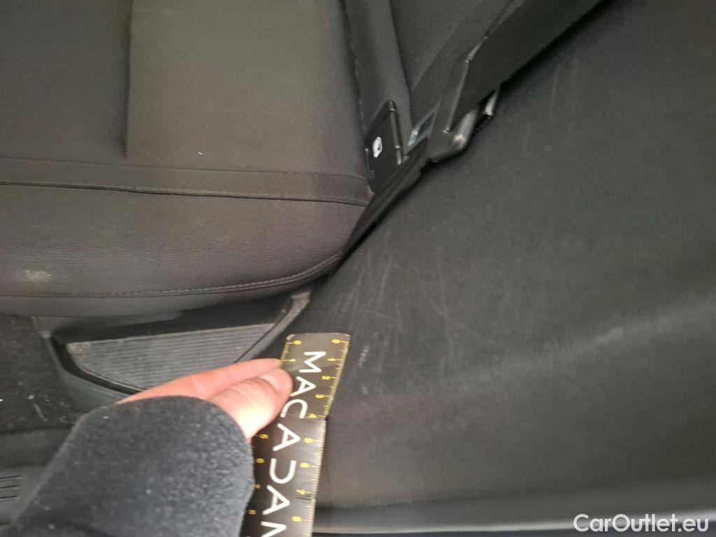  Volvo  XC 40 XC40 Momentum Plug-in Hybrid 2WD 1.5 #48