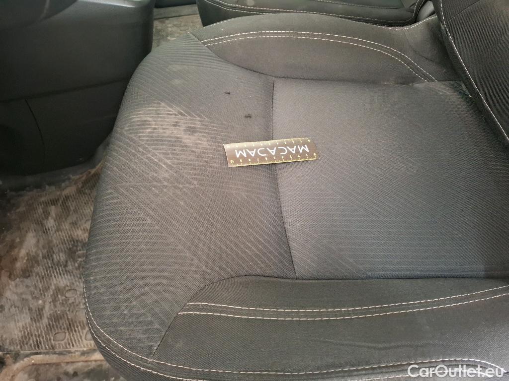  Renault  Trafic  Fourgon L1H1 2T8 Grand Confort 2.0 dCi 150CV BVA6 E6d #16