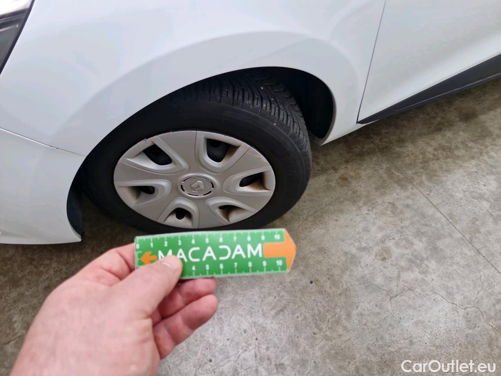  Renault  Clio  IV Air 1.5 dCi 75CV BVM5 E6 #8