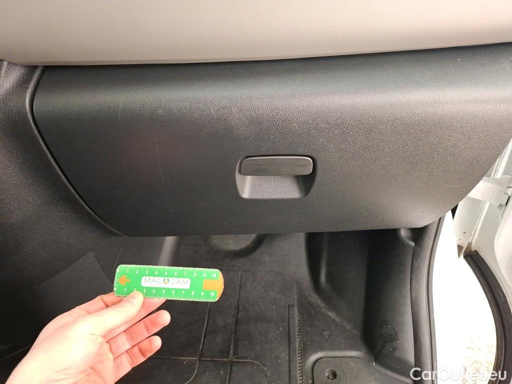  Renault  Trafic RENAULT  / 2014 / 4P / Fourgon tôlé FG GCFL1H1 1000 dCi95 Stop&Start E6 #14