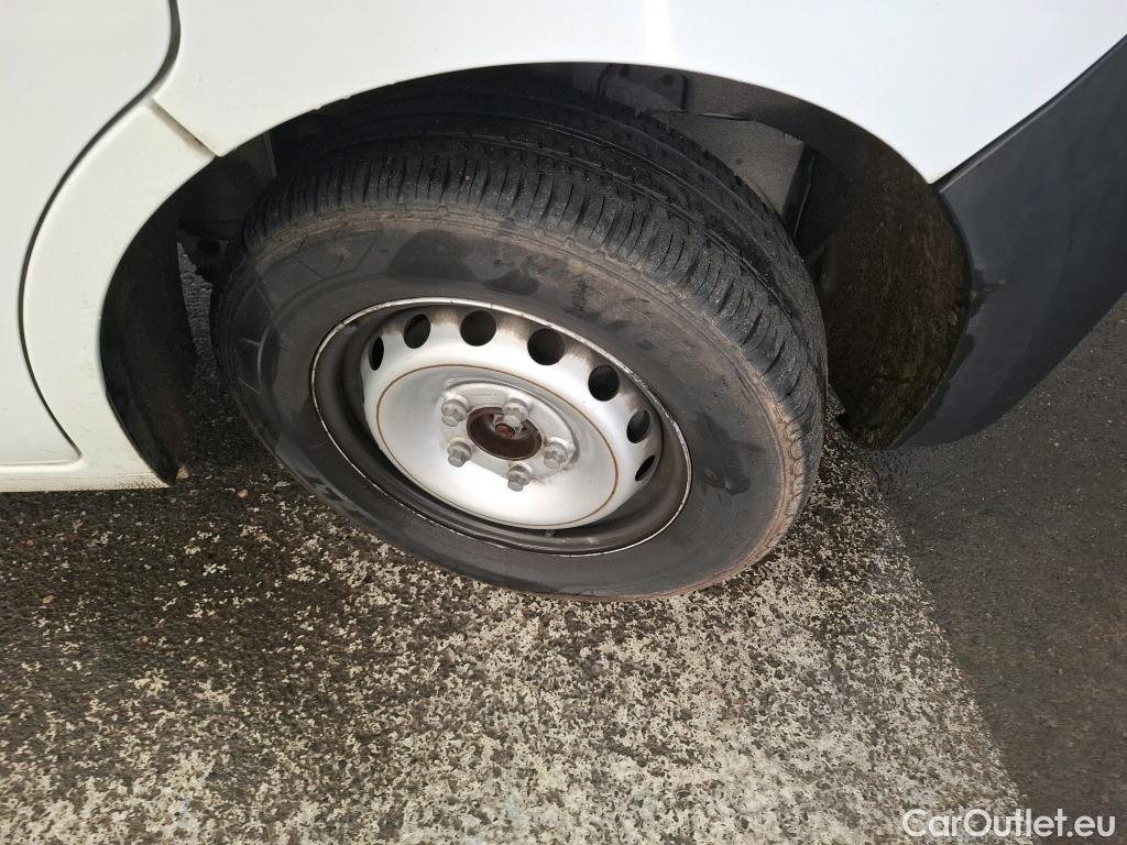  Renault  Master RENAULT  / 2019 / 4P / Fourgon tôlé CA Tr GCF F3300 L2H2 dCi 135 #41