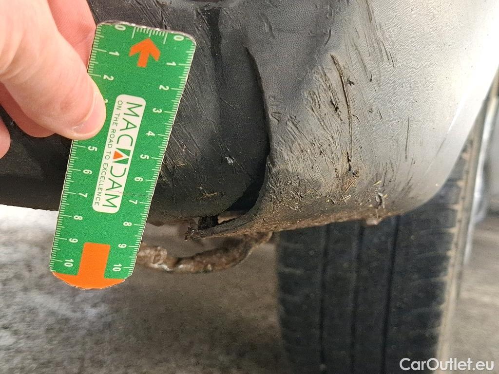  Renault  Master RENAULT  VU 4p Fourgon CA CF F3500 L2H2 dCi 100 #31