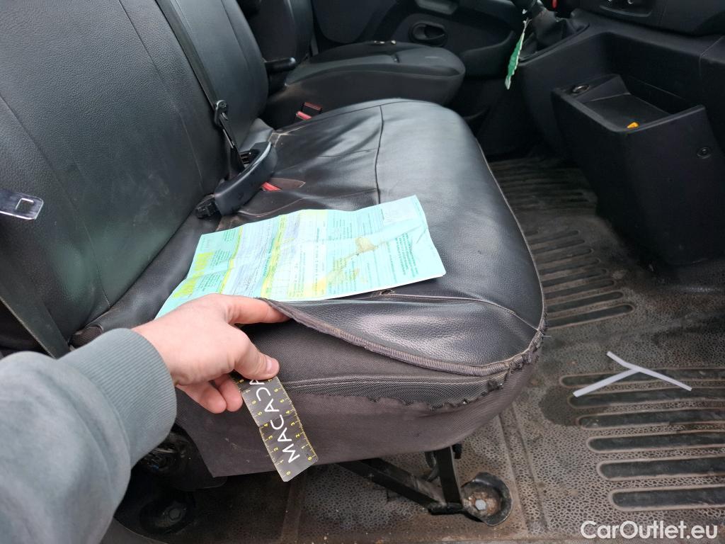  Renault  Master RENAULT  / 2019 / 4P / Fourgon tôlé FG Cf Propu RJ3500 L3H2 dCi 130 EuroVI #97