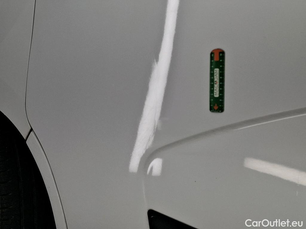  Renault  Master RENAULT  / 2019 / 4P / Fourgon tôlé CA Tr GCF F3300 L2H2 dCi 135 #17