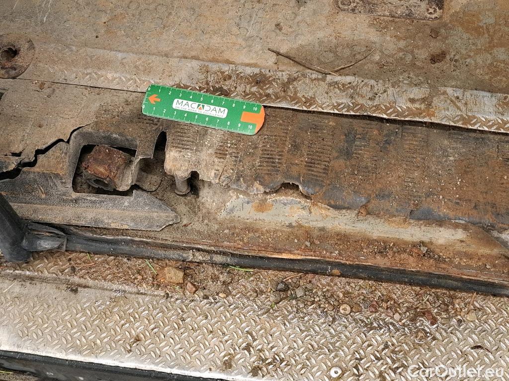  Renault  Master RENAULT  VU 4p Fourgon CA CF F3500 L2H2 dCi 100 #47