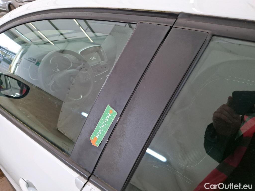  Renault  Clio  IV Air MediaNav 1.5 dCi 75CV BVM5 E6 #27