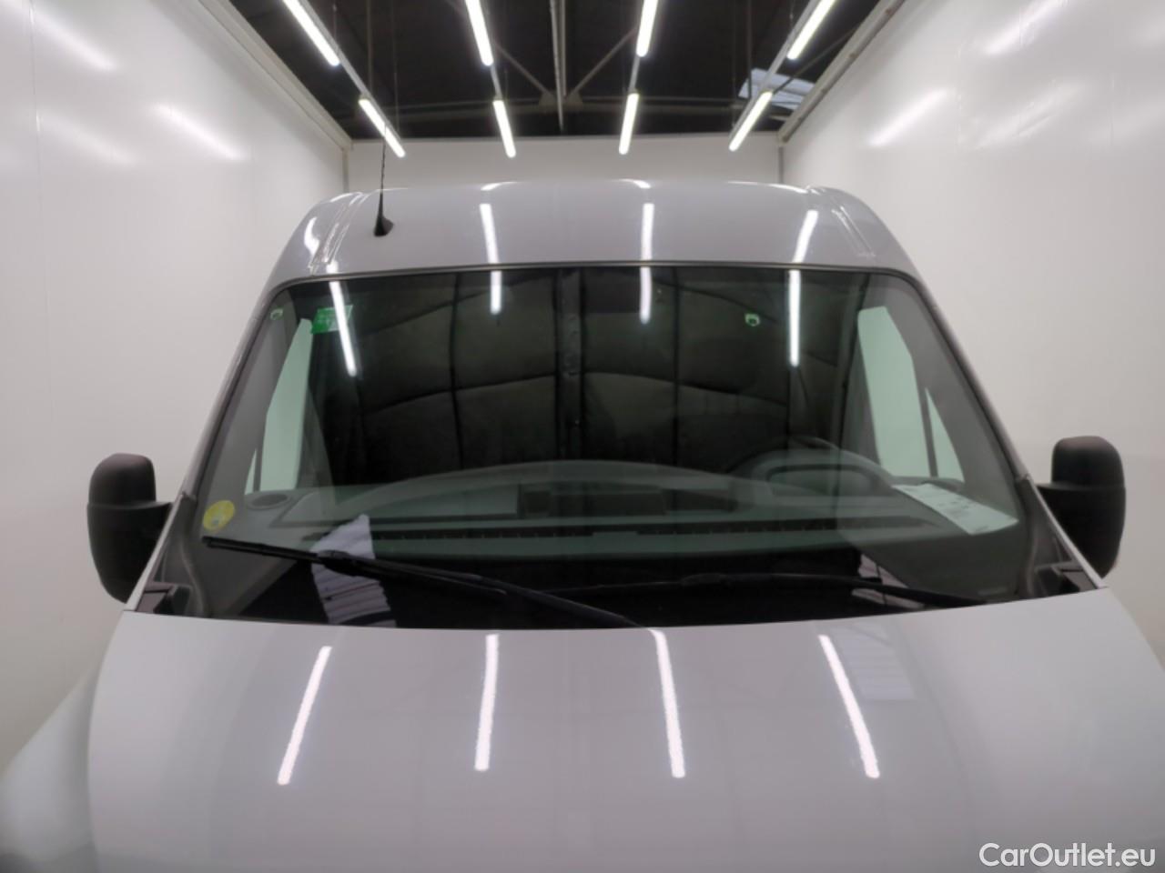  Renault  Master RENAULT  / 2019 / 4P / Fourgon tôlé FG Tr GCF F3500 L3H2 Blue dCi 150 #19