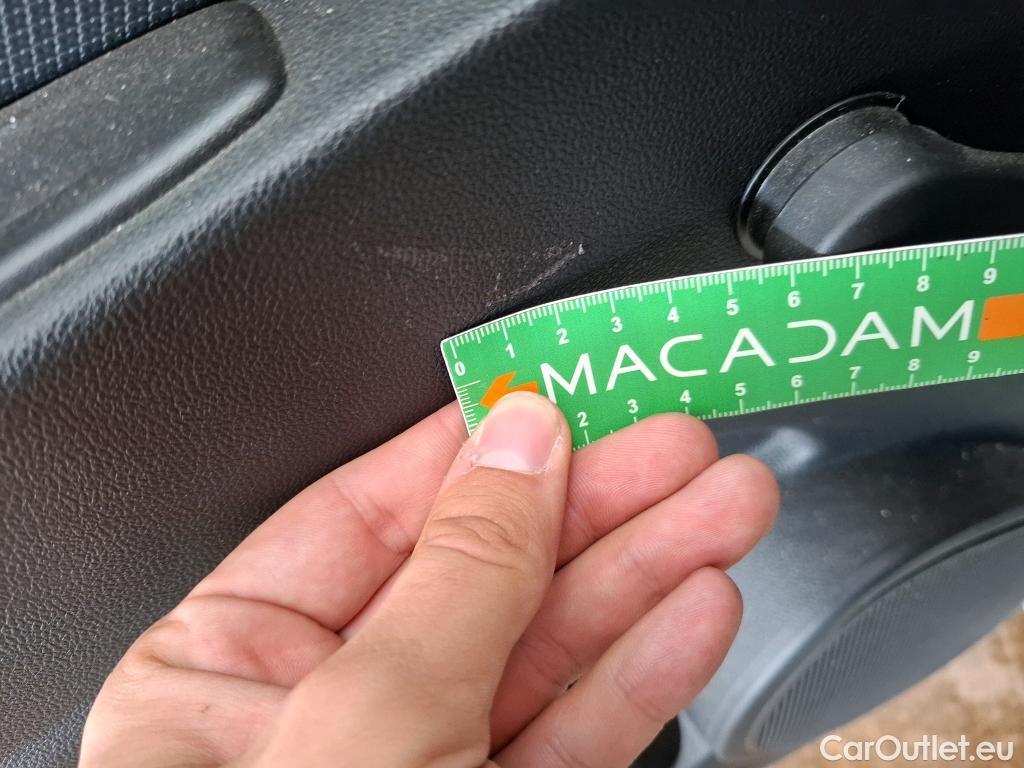  Renault  Clio  IV Air MediaNav 1.5 dCi 75CV BVM5 E6 #31