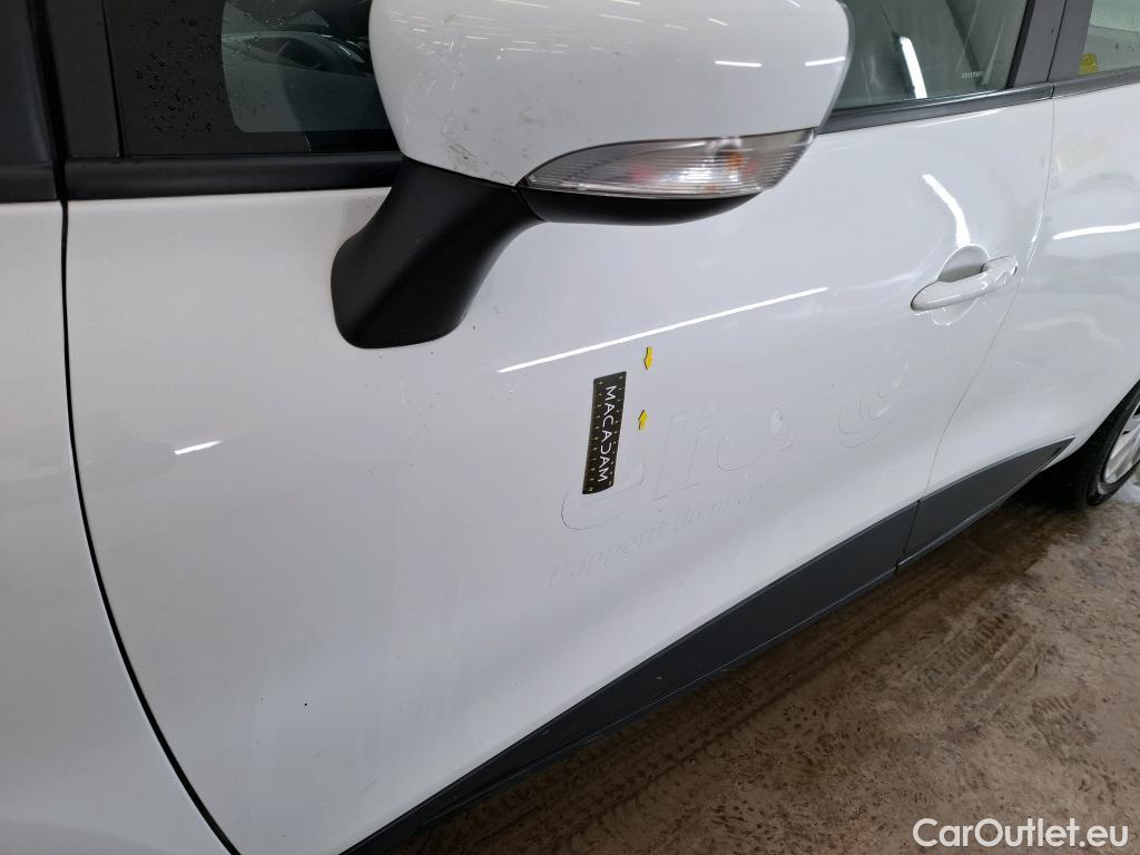  Renault  Clio  IV Air MediaNav 1.5 dCi 75CV BVM5 E6 #23