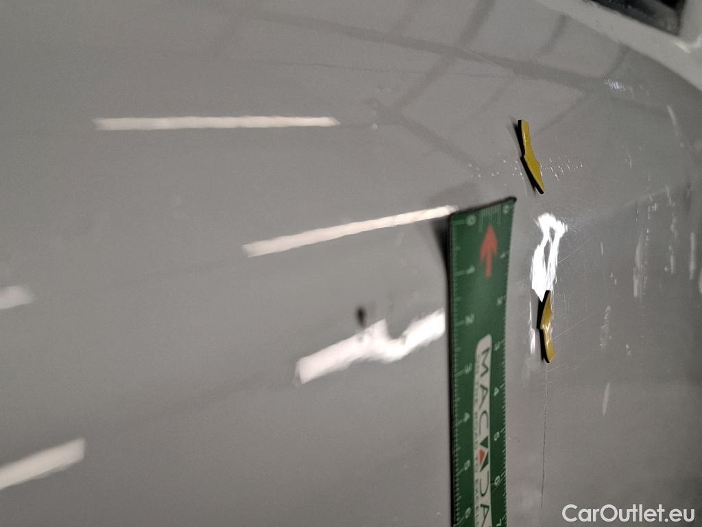  Renault  Kangoo RENAULT  Express / 2013 / 4P / Fourgonnette Extra R-Link dCi 75 #51