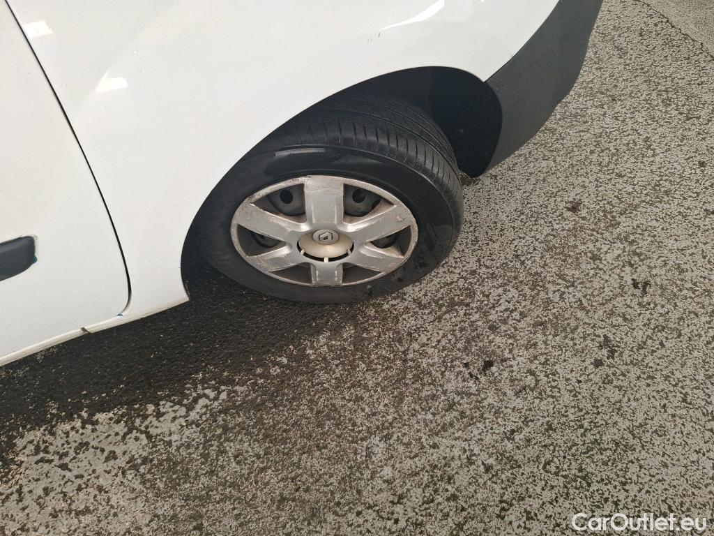  Renault  Kangoo RENAULT  Express / 2013 / 4P / Fourgonnette Extra R-Link dCi 75 #42