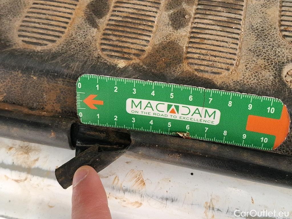  Renault  Master RENAULT  VU 4p Fourgon CA CF F3500 L2H2 dCi 100 #37