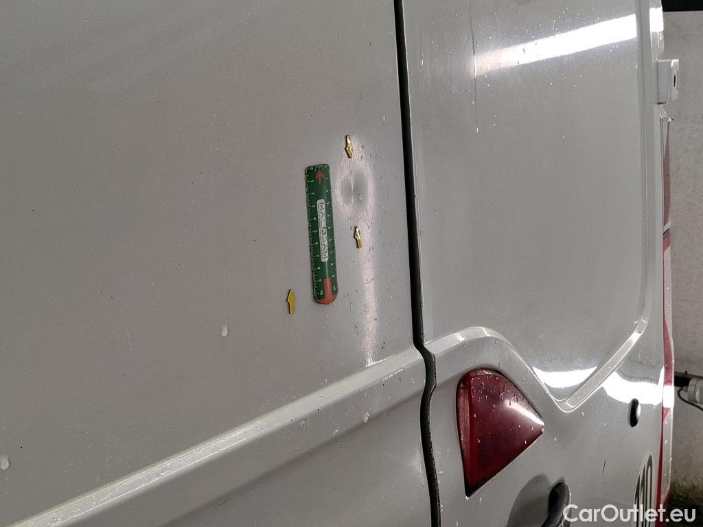  Renault  Master RENAULT  VU 4p Fourgon CA CF F3500 L2H2 dCi 100 #16