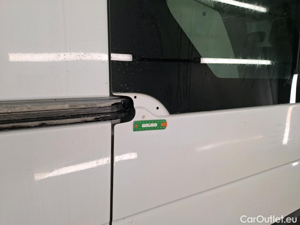  Renault  Master RENAULT  VU 4p Fourgon CA CF F3500 L2H2 dCi 100 #45