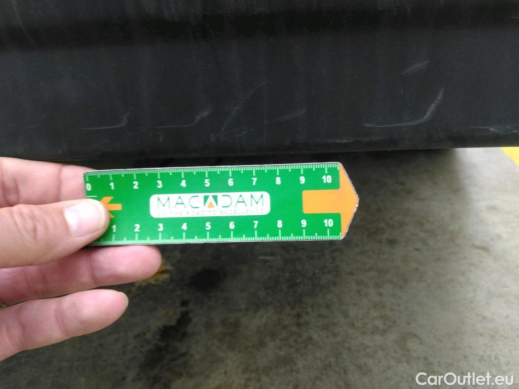  Renault  Trafic RENAULT  / 2019 / 4P / Fourgon tole NV FG GCF L2H2 1200 Energy dCi 145 #28