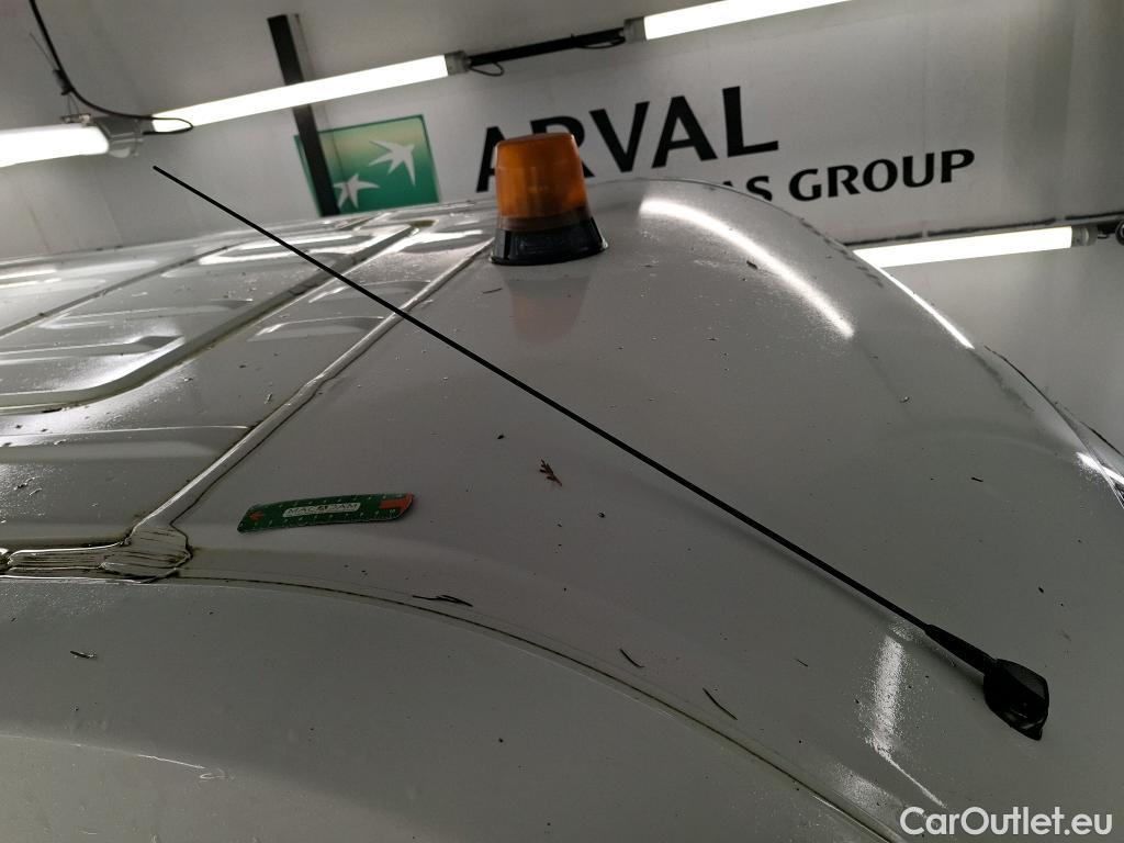  Renault  Master RENAULT  VU 4p Fourgon CA CF F3500 L2H2 dCi 100 #58