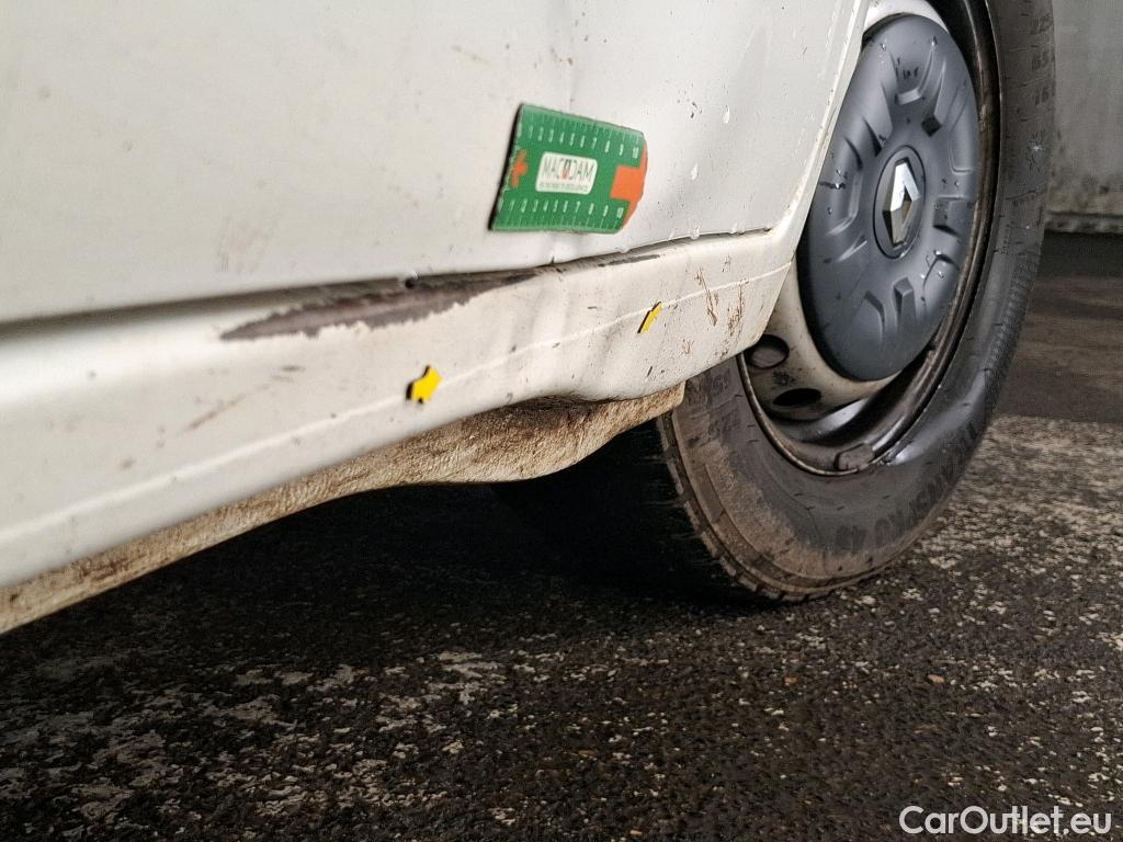  Renault  Master RENAULT  VU 4p Fourgon CA CF F3500 L2H2 dCi 100 #20