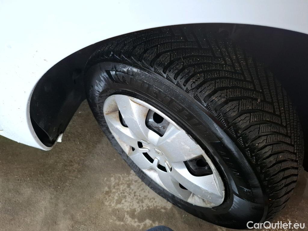  Renault  Kangoo  Express Maxi Extra (Série Spéciale) 1.5 dCi 90CV BVM5 E6 #47