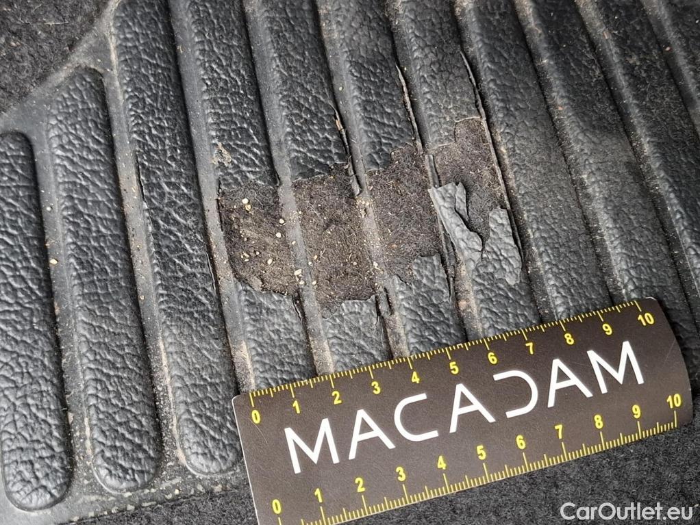  Renault  Clio  IV Air MediaNav 1.5 dCi 75CV BVM5 E6 #6