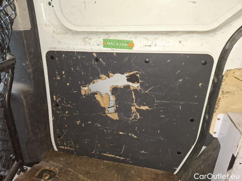  Renault  Kangoo  Express Grand Confort (L1) 1.5 dCi 90CV BVM5 E6 #23